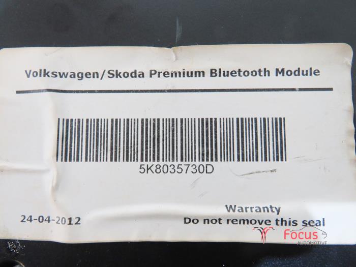 Módulo Bluetooth de un Skoda Octavia Combi (1Z5) 1.4 TSI 16V 2012