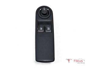 Used Multi-functional window switch Renault Clio IV Estate/Grandtour (7R) 0.9 Energy TCE 12V Price € 14,95 Margin scheme offered by Focus Automotive