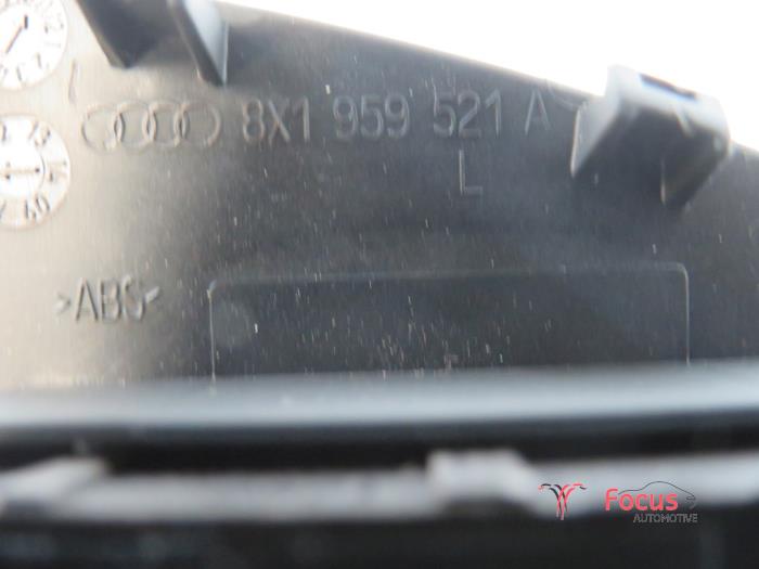 Przelacznik combi okienny z Audi A1 (8X1/8XK) 1.6 TDI 16V 2011