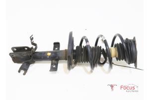 Used Front shock absorber rod, right Renault Clio IV Estate/Grandtour (7R) 1.5 Energy dCi 90 FAP Price € 39,95 Margin scheme offered by Focus Automotive