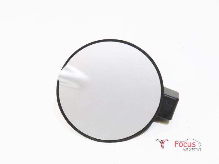 Gebrauchte Tankklappe Opel Corsa E 1.3 CDTi 16V ecoFLEX Preis € 9,95 Margenregelung angeboten von Focus Automotive