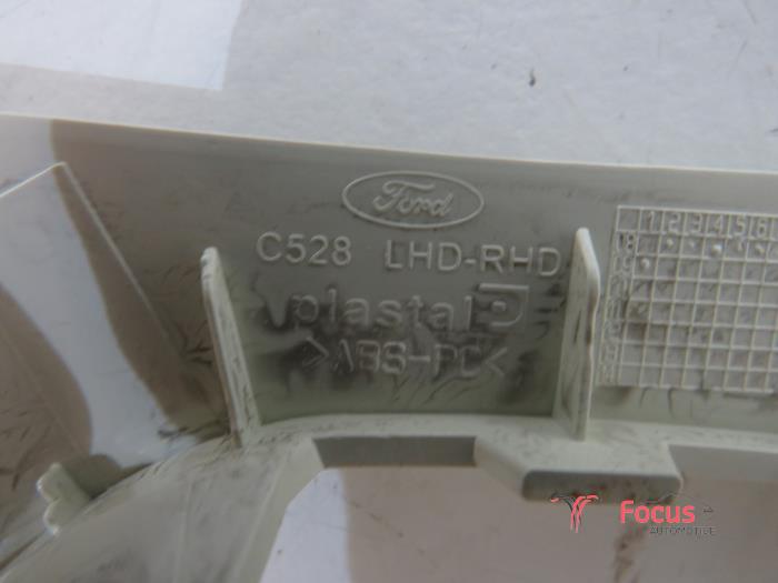 Dashboard part from a Ford Ka II 1.2 2009