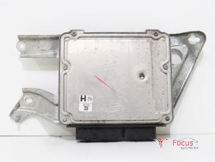 Used Engine management computer Toyota Yaris II (P9) 1.4 D-4D Price € 100,00 Margin scheme offered by Focus Automotive