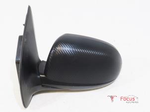 Used Wing mirror, left Hyundai i20 1.2i 16V Price € 75,00 Margin scheme offered by Focus Automotive