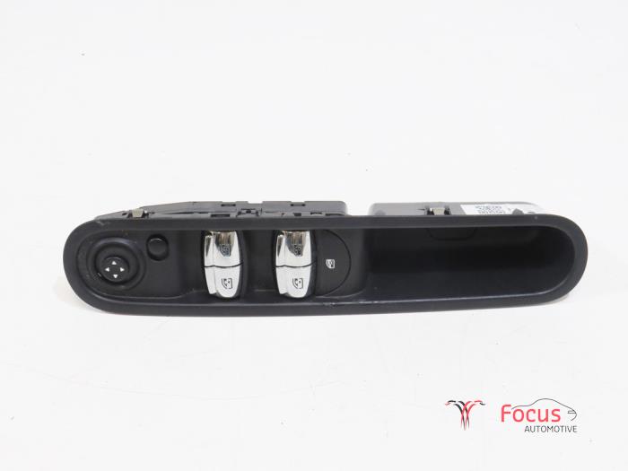 Usados Interruptor combinado de ventanillas Mini Countryman (R60) 1.6 16V Cooper Precio € 65,00 Norma de margen ofrecido por Focus Automotive