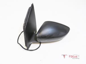 Used Wing mirror, left Volkswagen Polo V (6R) 1.2 TDI 12V BlueMotion Price € 40,00 Margin scheme offered by Focus Automotive