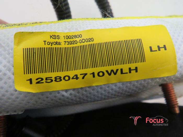 Seat airbag (seat) from a Toyota Yaris II (P9) 1.0 12V VVT-i 2010
