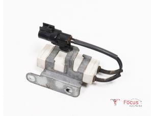 Used Cooling fan resistor Toyota Yaris II (P9) 1.0 12V VVT-i Price € 10,00 Margin scheme offered by Focus Automotive