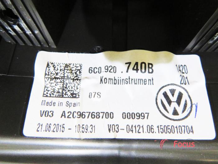 Serrure de contact + ordinateur d'un Volkswagen Polo V (6R) 1.2 TSI 16V BlueMotion Technology 2015