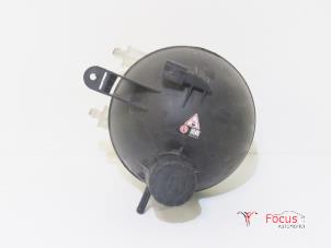 Used Expansion vessel Mercedes B (W245,242) 2.0 B-180 CDI 16V Price € 10,00 Margin scheme offered by Focus Automotive