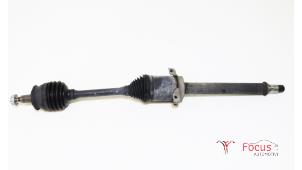 Used Front drive shaft, right Mercedes B (W245,242) 2.0 B-180 CDI 16V Price € 150,00 Margin scheme offered by Focus Automotive