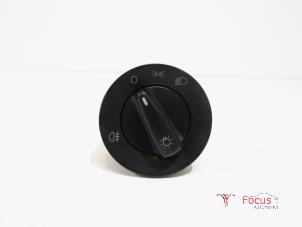 Used Light switch Skoda Fabia II Combi 1.2i Price € 15,00 Margin scheme offered by Focus Automotive