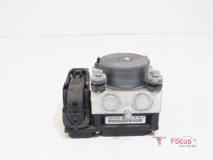 Używane Pompa ABS Fiat Qubo 1.4 Cena € 150,00 Procedura marży oferowane przez Focus Automotive