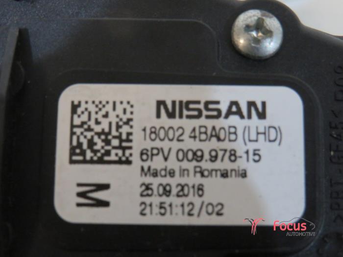 Throttle pedal position sensor from a Nissan Qashqai (J11) 1.2 DIG-T 16V 2017
