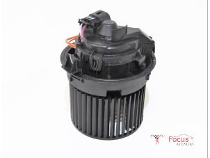 Used Heating and ventilation fan motor Renault Clio IV Estate/Grandtour (7R) 0.9 Energy TCE 90 12V Price € 30,00 Margin scheme offered by Focus Automotive