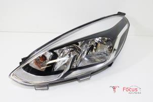 Used Headlight, left Ford Fiesta 7 1.0 EcoBoost 12V 100 Price € 250,00 Margin scheme offered by Focus Automotive