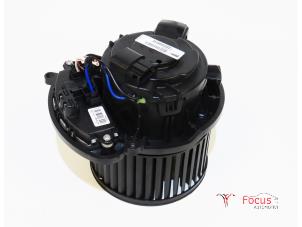 Used Heating and ventilation fan motor Renault Megane IV Estate (RFBK) 1.3 TCE 140 16V Price € 85,00 Margin scheme offered by Focus Automotive