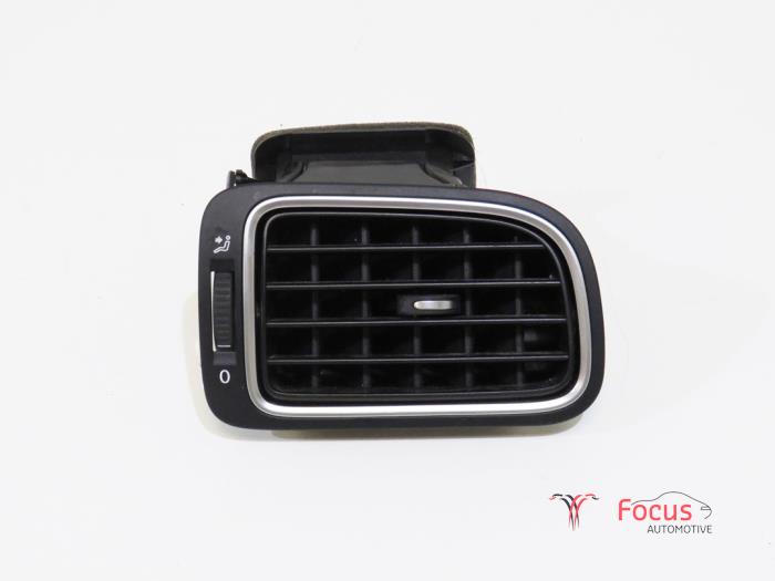 Volkswagen Polo V (6R) 1.2 TDI 12V BlueMotion Dashboard vents stock