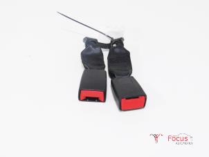Used Rear seatbelt buckle, left Citroen C3 (SC) 1.0 Vti 68 12V Price € 15,00 Margin scheme offered by Focus Automotive