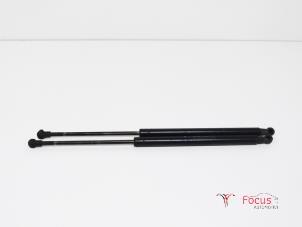 Usagé Kit amortisseur gaz hayon Fiat 500 (312) 1.2 69 Prix € 14,95 Règlement à la marge proposé par Focus Automotive