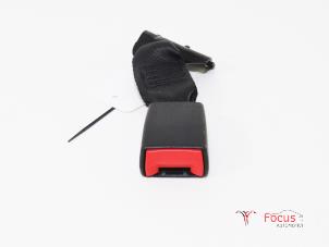 Używane Wtyk pasa bezpieczenstwa prawy tyl Fiat 500 (312) 1.2 69 Cena € 9,95 Procedura marży oferowane przez Focus Automotive