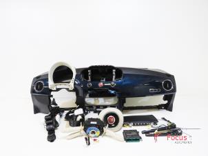 Usagé Airbag set + dashboard Fiat 500 (312) 1.2 69 Prix € 950,00 Règlement à la marge proposé par Focus Automotive