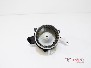 Usagé Moteur de ventilation chauffage Fiat 500 (312) 1.2 69 Prix € 34,95 Règlement à la marge proposé par Focus Automotive