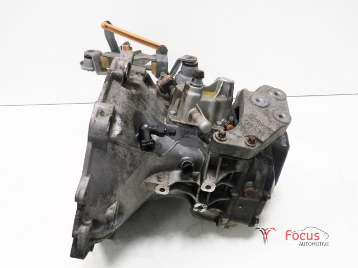 Gearbox Opel Corsa D 1.3 CDTi 16V EcoFLEX - 55555930 Z13DTJ M26