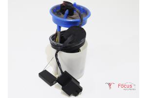 Usados Bomba eléctrica de combustible Skoda Fabia II Combi 1.2 TSI Precio € 30,00 Norma de margen ofrecido por Focus Automotive