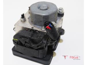 Used ABS pump Peugeot 108 1.0 12V Price € 50,00 Margin scheme offered by Focus Automotive