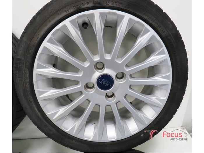 Set of wheels + tyres Ford Fiesta 6 1.6 TDCi 16V - 19545R16 Steel ...