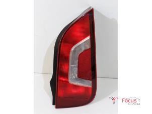Używane Tylne swiatlo pozycyjne prawe Volkswagen Up! (121) 1.0 12V 75 Cena € 42,35 Z VAT oferowane przez Focus Automotive