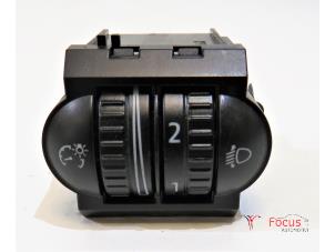 Used AIH headlight switch Volkswagen Scirocco (137/13AD) 1.4 TSI 160 16V Price € 7,50 Margin scheme offered by Focus Automotive