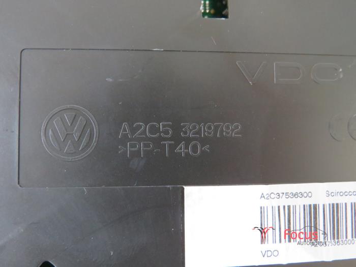 Zündschloss + Steuergerät van een Volkswagen Scirocco (137/13AD) 1.4 TSI 160 16V 2012