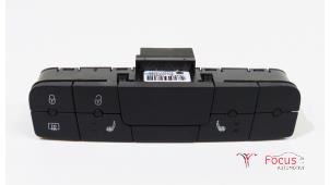 Usados Interruptor de calefactor de asiento Seat Ibiza IV (6J5) 1.4 16V Precio € 75,00 Norma de margen ofrecido por Focus Automotive