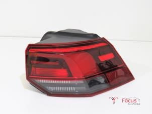 Używane Tylne swiatlo pozycyjne prawe Volkswagen Golf VIII Variant (GC5) 2.0 TDI BlueMotion 16V Cena € 140,00 Procedura marży oferowane przez Focus Automotive