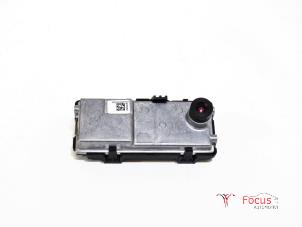 Używane Kamera cofania Renault Talisman Estate (RFDK) 1.6 dCi 130 Cena € 150,00 Procedura marży oferowane przez Focus Automotive