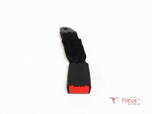Used Rear seatbelt buckle, left Nissan Pixo (D31S) 1.0 12V Price € 12,95 Margin scheme offered by Focus Automotive