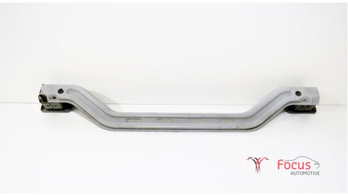 Rear bumper frame from a Nissan Pixo (D31S) 1.0 12V 2011