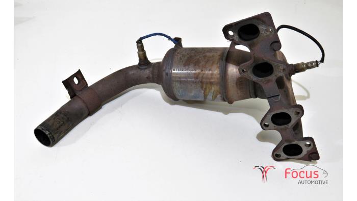 Exhaust manifold + catalyst from a Ford Ka II 1.2 2012