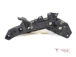 Used Front bumper bracket, left Peugeot Boxer (U9) 2.0 BlueHDi 130 Price € 25,00 Margin scheme offered by Focus Automotive
