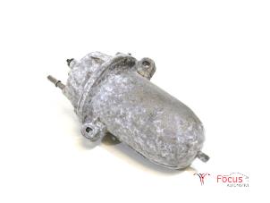 Used Fuel filter Peugeot Boxer (U9) 2.0 BlueHDi 130 Price € 35,00 Margin scheme offered by Focus Automotive