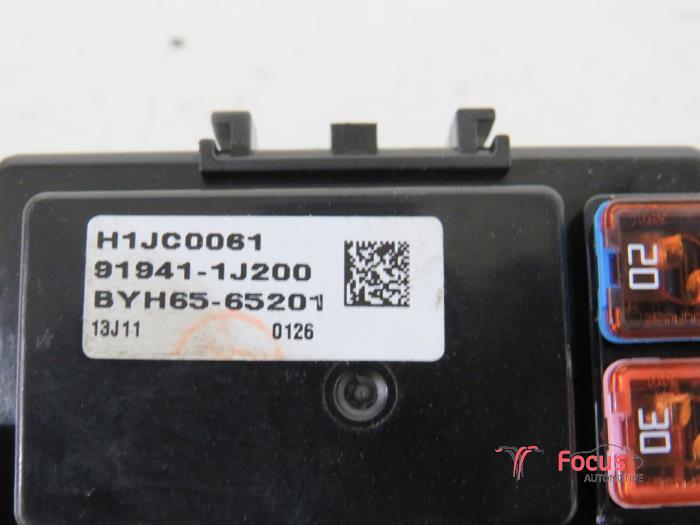 Fuse box Hyundai i20 1.2i 16V 919411J200 Focus Automotive