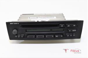 Usados Reproductor de CD y radio BMW 1 serie (E87/87N) 118d 16V Precio € 50,00 Norma de margen ofrecido por Focus Automotive