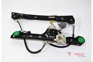 Used Window mechanism 4-door, front right BMW 1 serie (E87/87N) 118d 16V Price € 17,50 Margin scheme offered by Focus Automotive