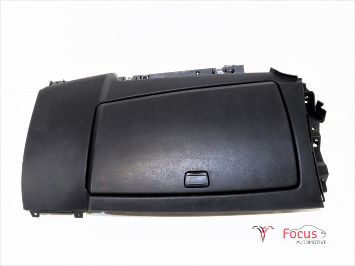 Begagnade Handskfack BMW 1 serie (E87/87N) 118d 16V Pris € 24,95 Marginaltabell erbjuds av Focus Automotive