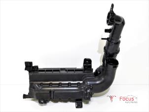 Usagé Boîtier filtre à air Citroen C3 Aircross (2C/2R) 1.2 e-THP PureTech 110 Prix € 50,00 Règlement à la marge proposé par Focus Automotive