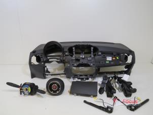 Usados Airbag set + dashboard Fiat 500C (312) 1.2 69 Precio € 850,00 Norma de margen ofrecido por Focus Automotive