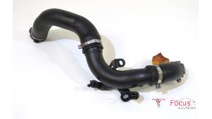 Used Intercooler hose Renault Clio IV (5R) 0.9 Energy TCE 90 12V Price € 25,00 Margin scheme offered by Focus Automotive