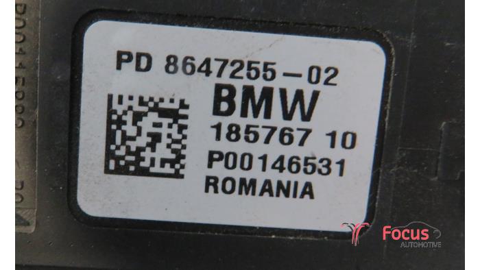 Zündschloss + Steuergerät van een BMW 1 serie (F20) 118i 1.5 TwinPower 12V 2017